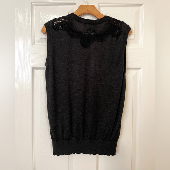 NWT Dolce & Gabbana black cashmere and silk lace light sweater sleeveless top. - Picture 5 of 12